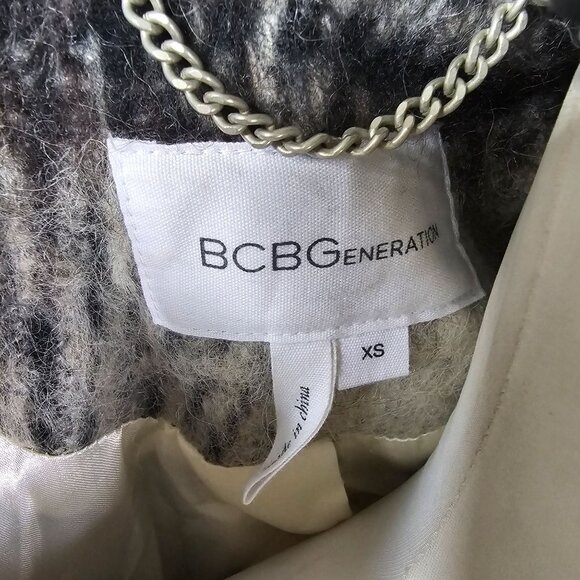 BCBGeneration Black Plaid Wool Wrap Coat Sz XS Belted Shawl Collar Mid-Length - Picture 9 of 14